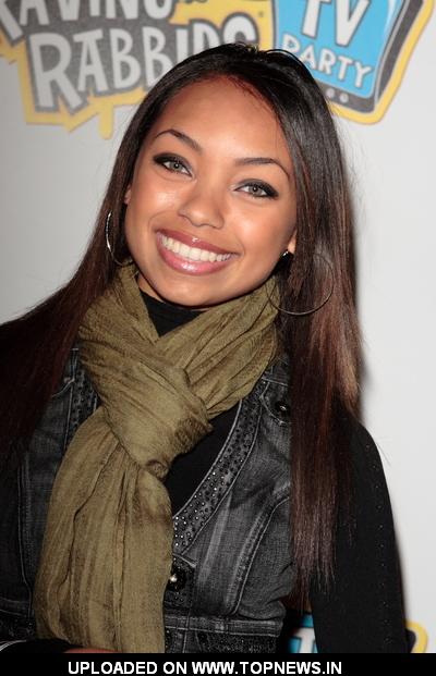 Logan Browning - Picture Hot