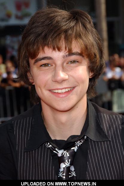 logan manus