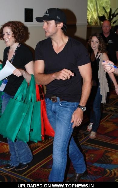 Luke Bryan at Celebrity Sightings at MGM Hotel & Casino in Las Vegas Luke Bryan at Celebrity Sightings at MGM Hotel & Casino in Las Vegas