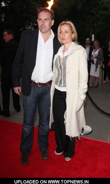 gillian anderson mark griffiths. Mark Griffiths and Gillian