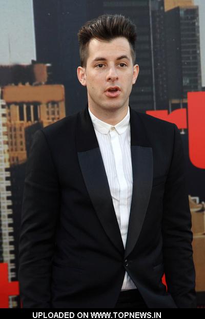 Mark Ronson at  "Arthur" European Premiere - Arrivals