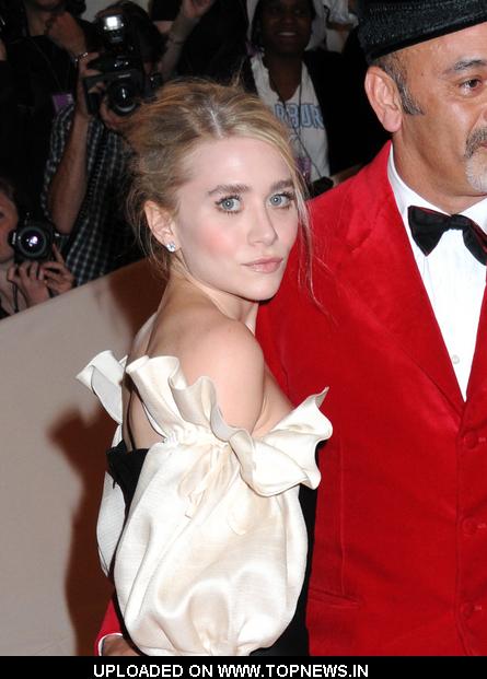 Mary Kate Olsen at Alexander McQueen Savage Beauty Costume Institute Gala