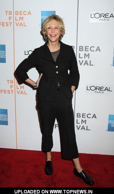 Meg Ryan at 8th Annual Tribeca Film Festival - "Serious Moonlight" Premiere - Arrivals Meg Ryan at 8th Annual Tribeca Film Festival - "Serious Moonlight" Premiere - Arrivals