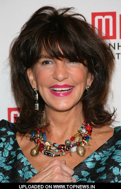 Mercedes ruehl bad plastic surgery