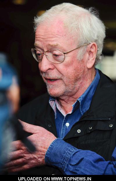 michael caine waterstones michael caine s quot the elephant to hollywood quot book signing michael caine waterstones michael caine s quot the elephant to hollywood quot book signing
