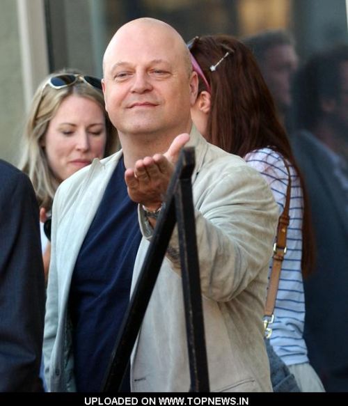 Michael Chiklis