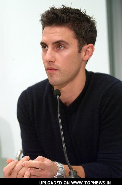 milo ventimiglia at wizard world los angeles day two | topnews