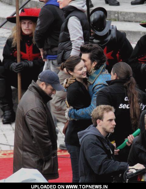 Pregnant Miranda Kerr and miranda kerr and orlando bloom 2010. Pregnant Miranda Kerr and