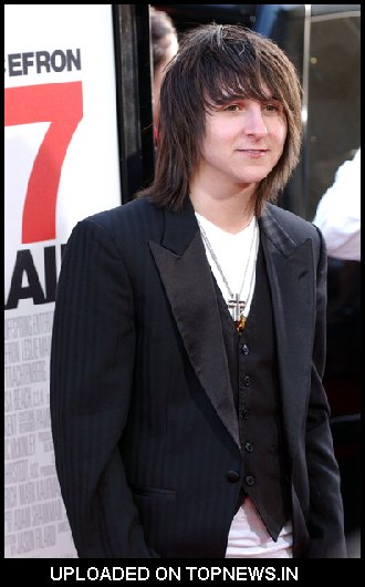 Mitchell Musso at 17 Again Los Angeles Premiere Arrivals