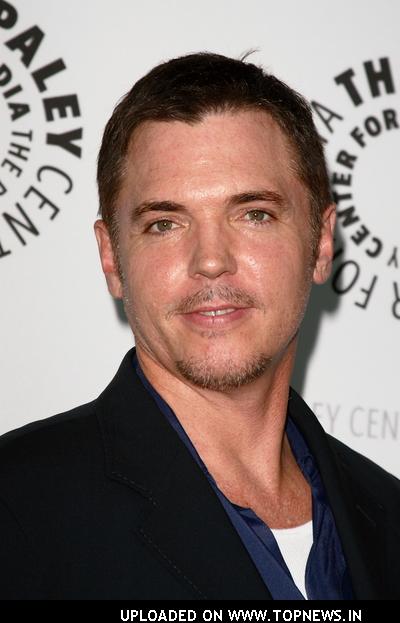 Nicholas Lea