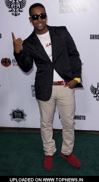 Omarion at 7th Annual Peapod Foundation Benefit Concert Featuring The Black Eyed Peas - Arrivals