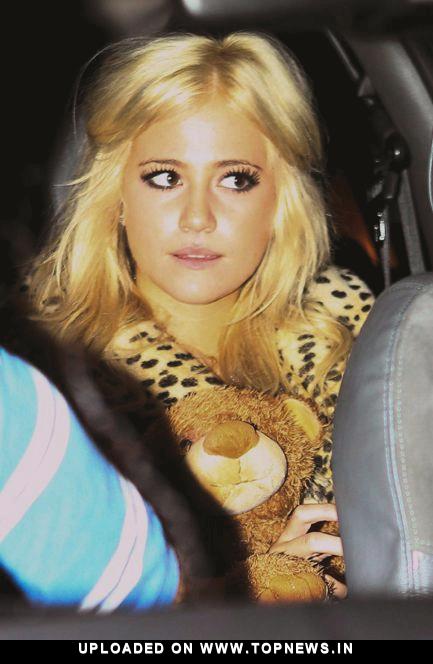 Pixie Lott leaves the Real Radio 10th birthday Pixie Lott leaves the Real Radio 10th birthday