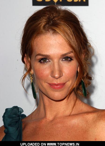 Poppy Montgomery sexy wallpapes