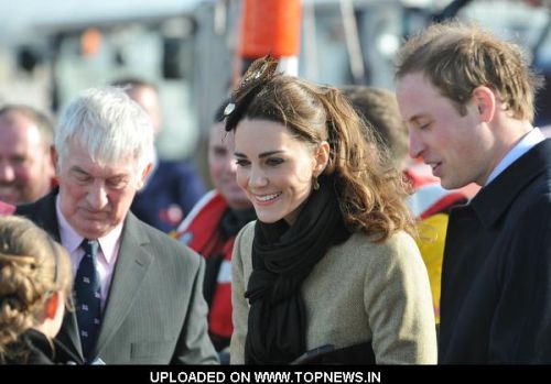 prince william and kate middleton anglesey. Prince William and Fiancee