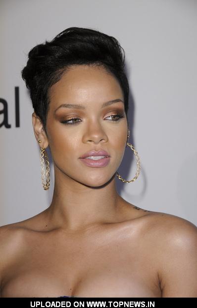 rihanna 51st grammy awards
