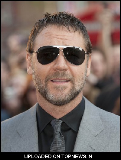 Russell Crowe at "State of Play" London Premiere - Arrivals