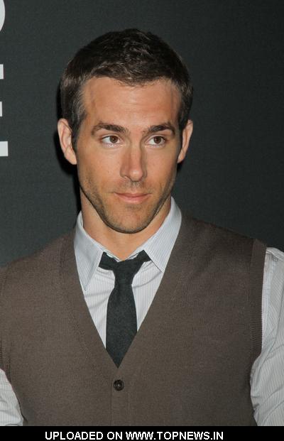 Ryan Reynolds at 2011 CinemaCon - Day 4 - Warner Bros. Pictures Afternoon Presentation