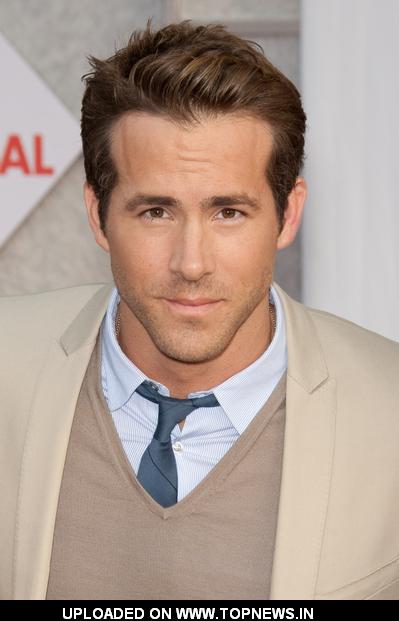 Ryan Reynolds at "The Proposal" Los Angeles Premiere - Arrivals Ryan Reynolds at "The Proposal" Los Angeles Premiere - Arrivals