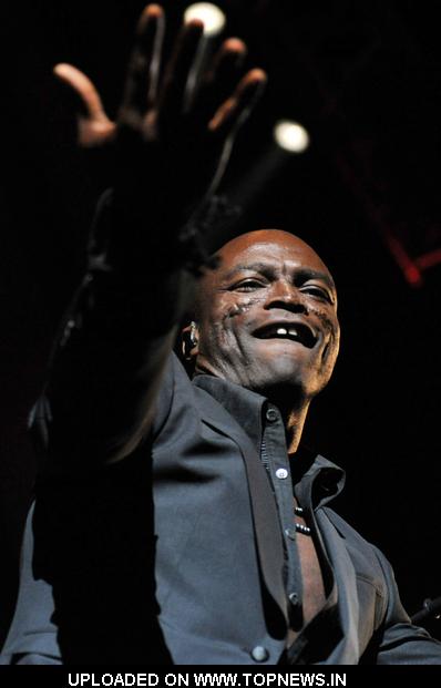 Seal in Concert at Le Grand Rex in Paris Seal in Concert at Le Grand Rex in Paris