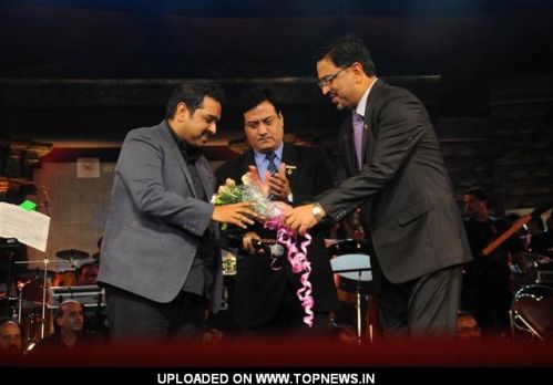 Shankar Mahadevan at Music Heals Concert held at Andheri Sports Complex in Mumbai