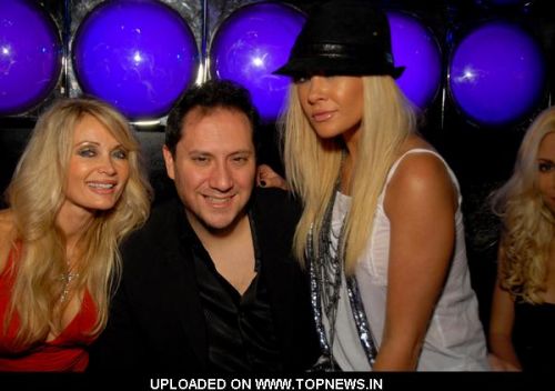 Sherry Googin, Brian Wallos, and Lisa Gleave at 2nd Annual Benchwarmer Trading Cards New Year's Eve Party 2010-12-31 
