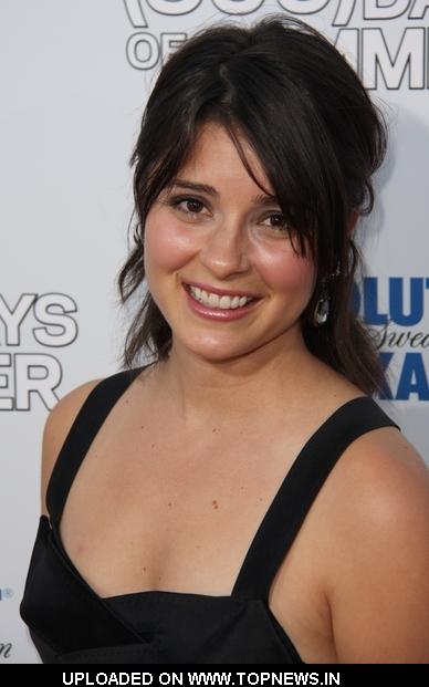 Shiri Appleby at 