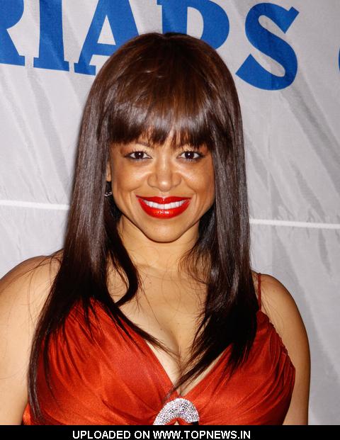 STACY FRANCIS at 2009 Friars Foundation Applause Award Gala - Arrivals