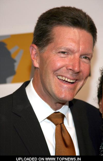 Stone Phillips at 8th Annual JED Foundation Gala - Arrivals Stone Phillips at 8th Annual JED Foundation Gala - Arrivals