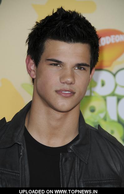 taylor lautner cheaper by the dozen 2