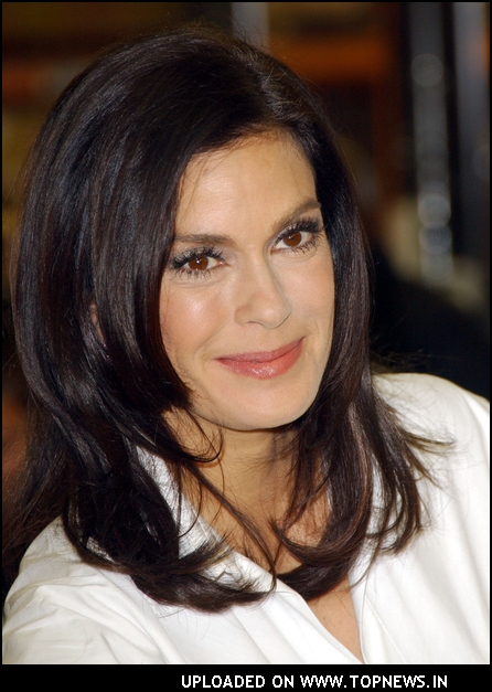 Teri Hatcher - Gallery