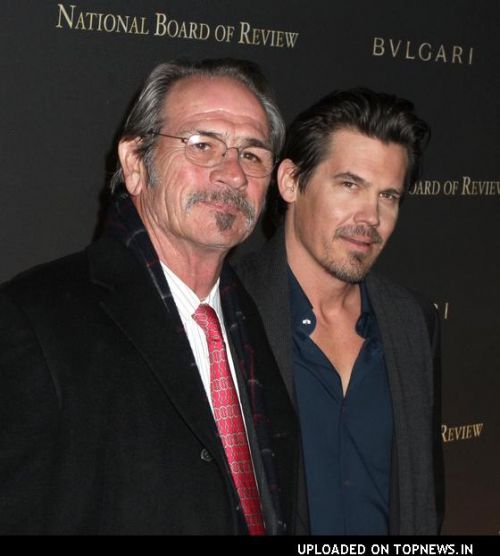 Tommy Lee Jones at 2007 National Board of Review Awards Presented by BVLGARI - Red Carpet Arrivals Tommy Lee Jones at 2007 National Board of Review Awards Presented by BVLGARI - Red Carpet Arrivals