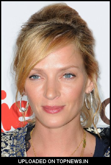 Uma Thurman at Cookie Magazine Smart Cookie Awards 2009 - Arrivals Uma Thurman at Cookie Magazine Smart Cookie Awards 2009 - Arrivals