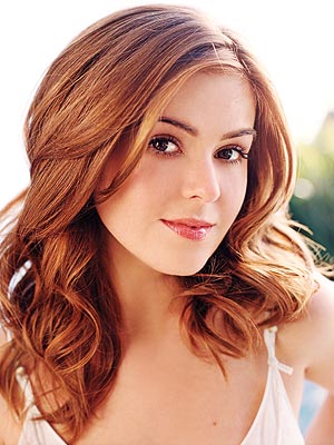 Isla Fisher loves Jewish traditions