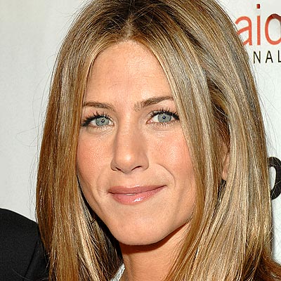 Jennifer Aniston has no issues with Brad Pitt and Angeline Jolie anymore, she has overcome her past with time, reports Perez Hilton.