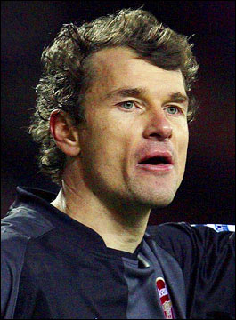 http://www.topnews.in/files/jens-lehmann.jpg