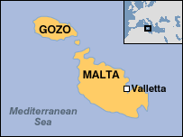 Riots break out at migrant-detention centres in Malta 