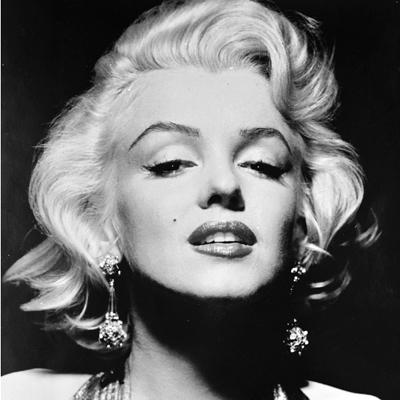  Celebrity Deaths on Model Posing As Famous Hollywood Actor Marilyn Monroe Complete With