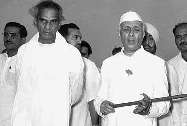 V. K. Krishna Menon, Jawaharlal Nehru V. K. Krishna Menon, Jawaharlal Nehru