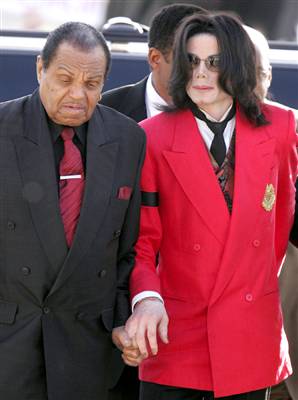 MJ ended dad’s business plan after heated summit with O2 show promoters