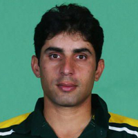 Misbah’s ‘experience’ and ‘safe hands’ to boost Pak team’s spirits ahead of 2nd test
