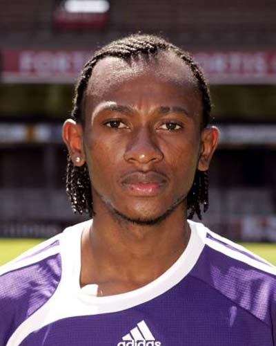 Santander striker Tchite out for up to six weeks 