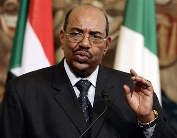 ROUNDUP: Bashir, Qadhafi focus on humanitarian solution for Darfur 