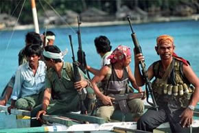 Somali pirates free Greek ship 
