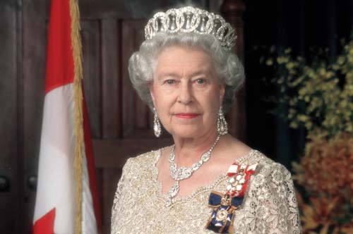 queen elizabeth 1st castle. British Queen in swine flu