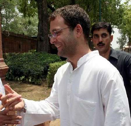Cop in dock for calling Rahul Gandhi 'friend'