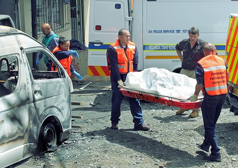 1100 South Africans killed in December road crashes