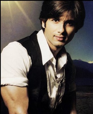 I don't want star treatment on Ken Ghosh's film set: Shahid Kapoor