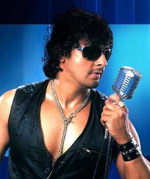 Sonu Nigaam composes song as tribute to Mumbai