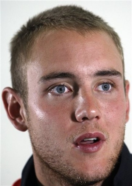 Broad lauds teammates for thrilling T-20 win over India