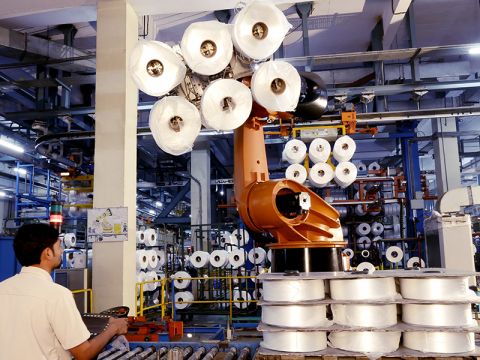 Ashish Chaturvedi: BUY Nitin Spinners, Century Enka, Gulf Oil; SELL Muthoot Finance